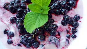 Gustarte.ro/ Luna afinelor. Idei de reţete cu unele dintre cele mai sănătoase fructe din lume