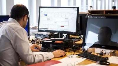 ECONOMIC AI produce deja bani serioși, dar există o problemă uriașă: doar 13% din companii reușesc să-l scaleze