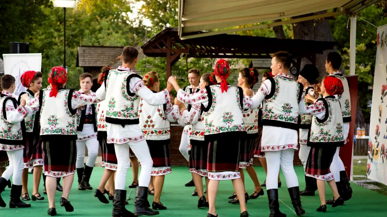 Ziua Națională a Costumului Popular, celebrată de Ministerul Culturii