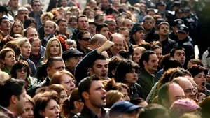 Romania Daewoo–Mangalia Shipyard Employees Protest Outside Local Town Hall