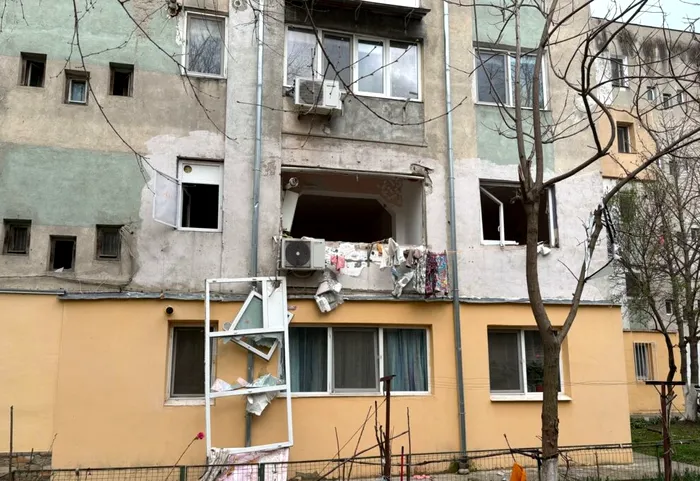 NEWS ALERT Explozie puternică într-un bloc din Caracal