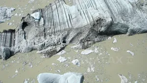 Incendiu la bordul unui spărgător de gheaţă nuclear în Siberia: Doi morţi şi un rănit