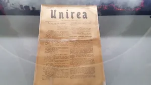 Ziarul apărut la 1 Decembrie 1918, cu programul Adunării Naţionale de la Alba Iulia, expus la muzeu. Rolul pe care l-a jucat publicaţia pentru marea zi istorică
