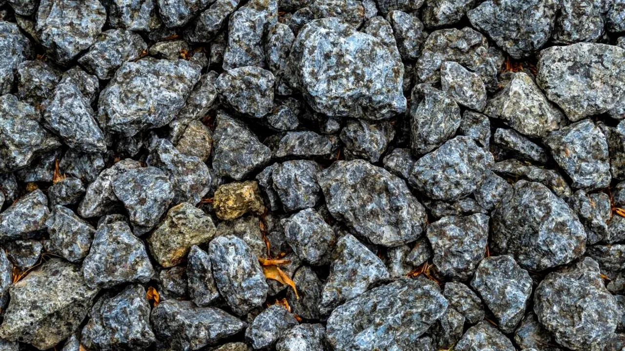 Mister. Un mormânt de aproape 2.000 de ani din Ucraina conține un mineral roșu toxic