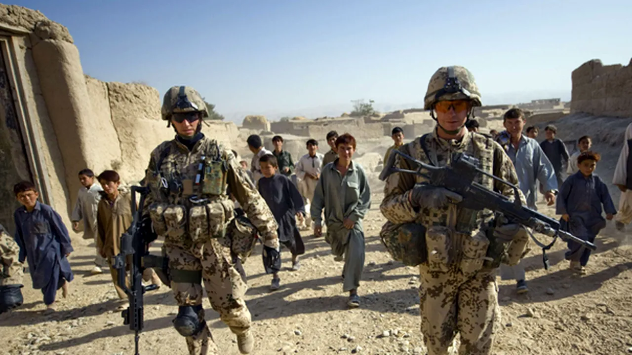 Polonia vrea să trimită 1.000 de militari suplimentari în Afganistan
