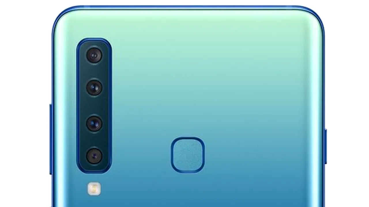 A fost lansat primul smartphone din lume cu PATRU camere foto pe partea din spate