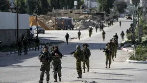 O operaţiune israeliană în Cisiordania a ucis cel puţin nouă persoane, spun oficialii palestinieni