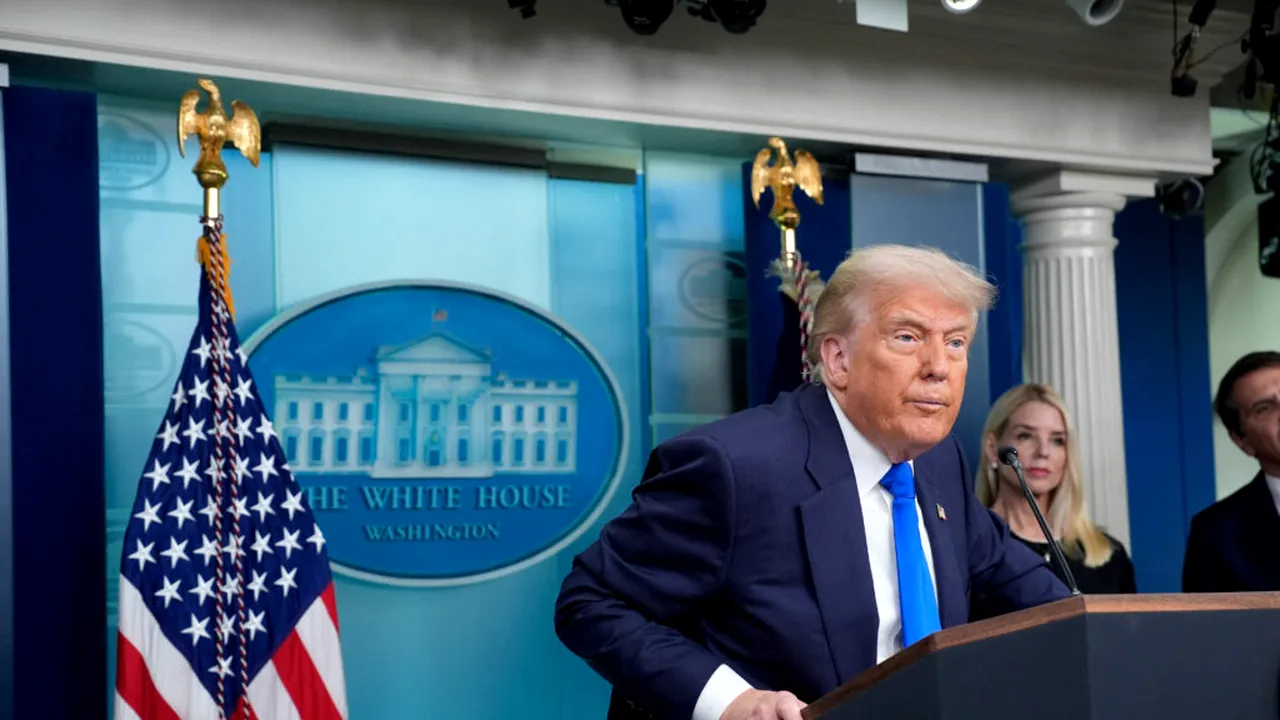 Proiectul fiscal al lui Trump a fost modificat și aprobat la limită de Senatul american