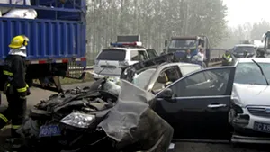 Cel puţin 56 de persoane, ucise în trei accidente rutiere produse în China