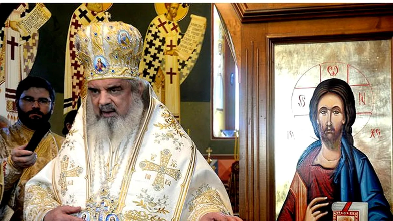 Dacian Cioloş a avut o discuţie cu Patriarhul Daniel. Guvernul anunţă că va finanţa proiectele de investiţii importante ale Bisericii/ Ce spune Patriarhia