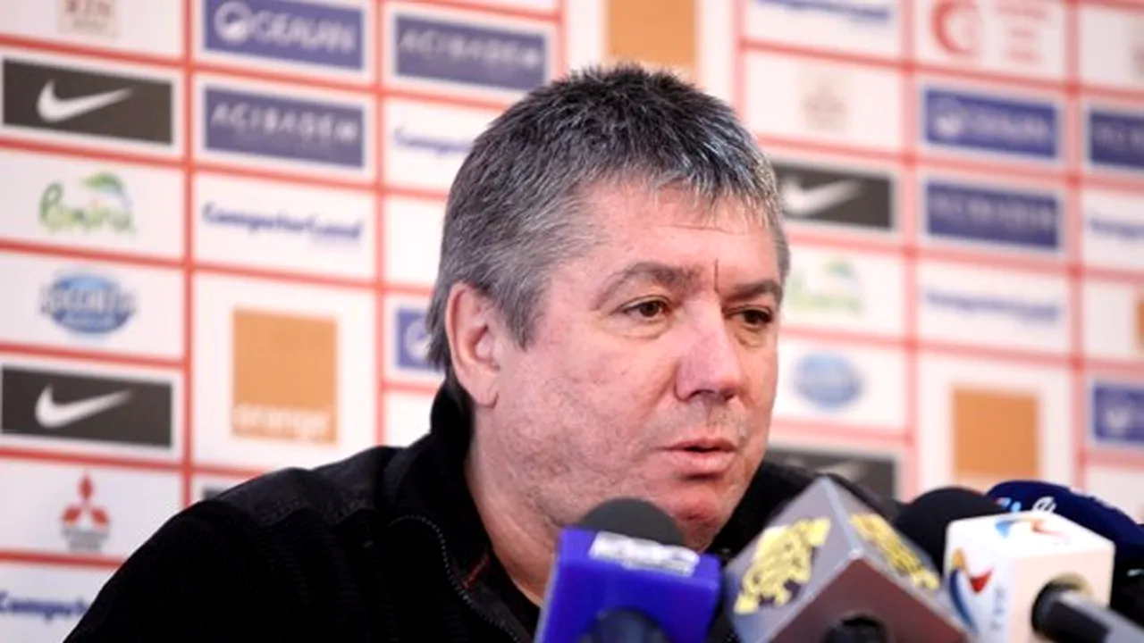 Ţălnar, deranjat de speculaţiile privind plecarea sa de la Dinamo. Negoiţă l-a asigurat din nou că va continua la 