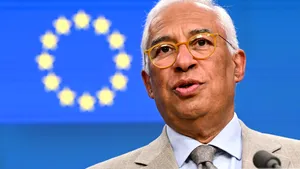 Un oficial european de rang înalt spune că Albania și Muntenegru ar putea adera la UE înaintea altor țări