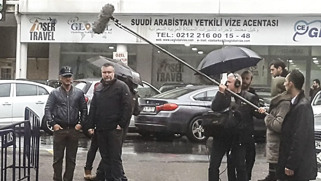 Sean Penn face un documentar despre jurnalistul Jamal Khashoggi. Actorul de Oscar, în faţa consulatului Arabiei Saudite din Istanbul | VIDEO 