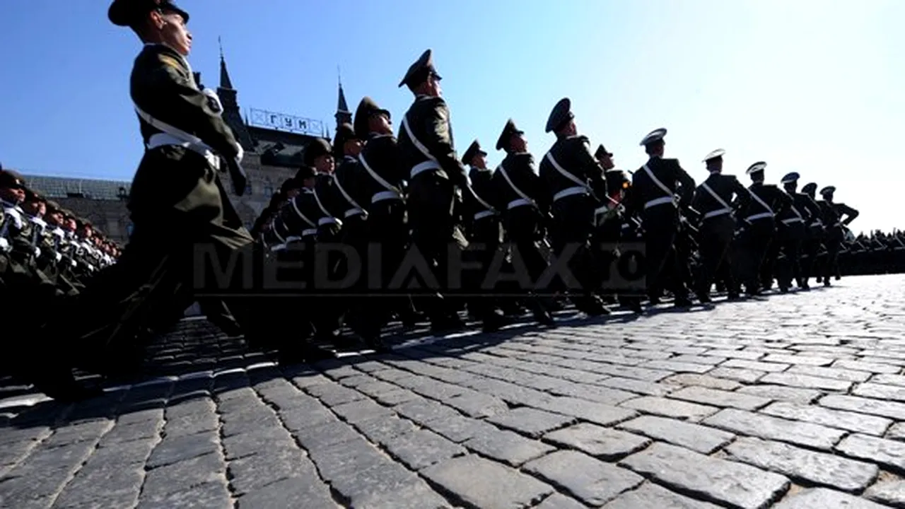 Rusia se echipează cu tancuri şi rachete gonflabile pentru a-şi deruta inamicul