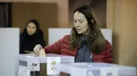 Alegeri parlamentare în Serbia. Cozi imense pentru exprimarea votului. Vucic a așteptat o oră și jumătate pentru a vota