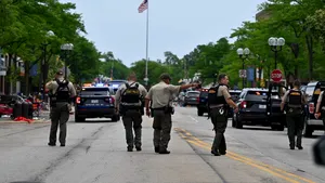 Atacul armat din Illinois. Victimele au vârste cuprinse între 8 şi 85 de ani