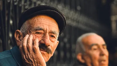 SOCIAL Câți ani apucă românii să stea la pensie. România este sub media UE