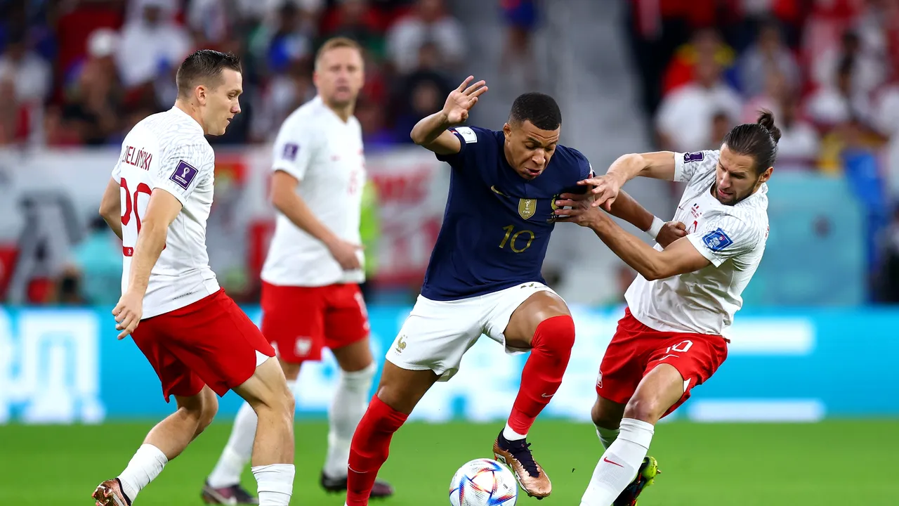 Franţa trece de Polonia, cu o dublă a lui Mbappé şi aşteaptă Anglia în „sferturi” la Cupa Mondială