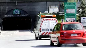 Tunelul Frejus care leagă Franţa şi Italia va fi închis miercuri şi joi seara