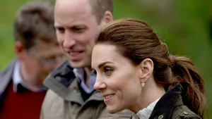 Aterizare cu emoţii pentru ducii William şi Catherine de Cambridge. Avionul care îi transporta a aterizat forţat