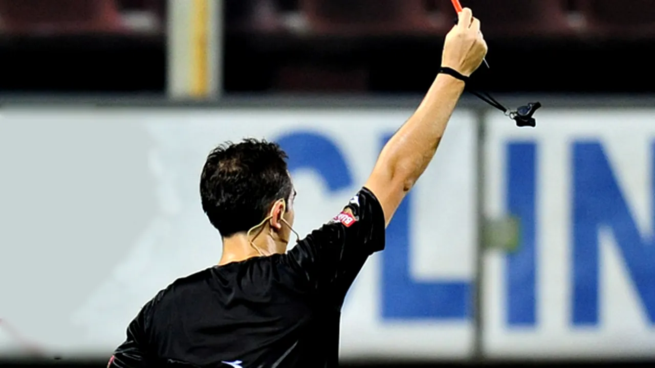 UEFA a suspendat trei arbitri