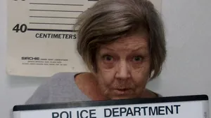 O bătrână din Missouri a fost acuzată că a jefuit o bancă pentru a treia oară