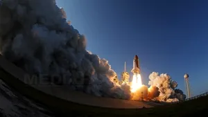 Naveta Discovery a fost lansată cu succes spre ISS, pentru ultima ei misiune în spaţiu