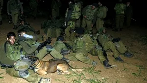 Treizeci de militari israelieni au fost răniţi de la declanşarea ofensivei terestre în Fâşia Gaza