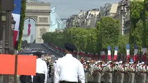 Parada de 14 iulie din Franţa, un spectacol-omagiu adus forţelor antiteroriste - VIDEO