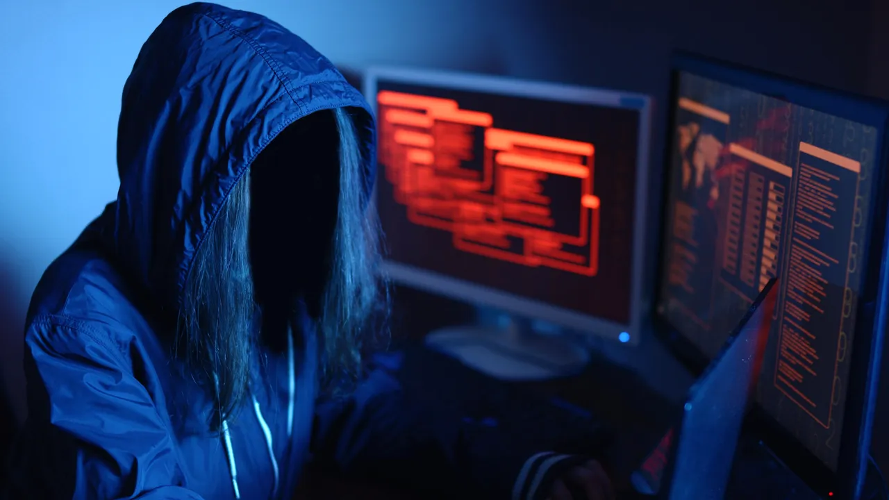 Hackerii bruiază armata rusă. Supercalculatoarele care procesează date din satelit, atacate cibernetic