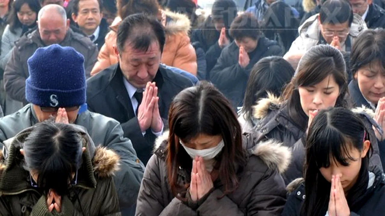 Japonezii au ţinut un minut de reculegere pentru victimele seismului urmat de un tsunami în 2011