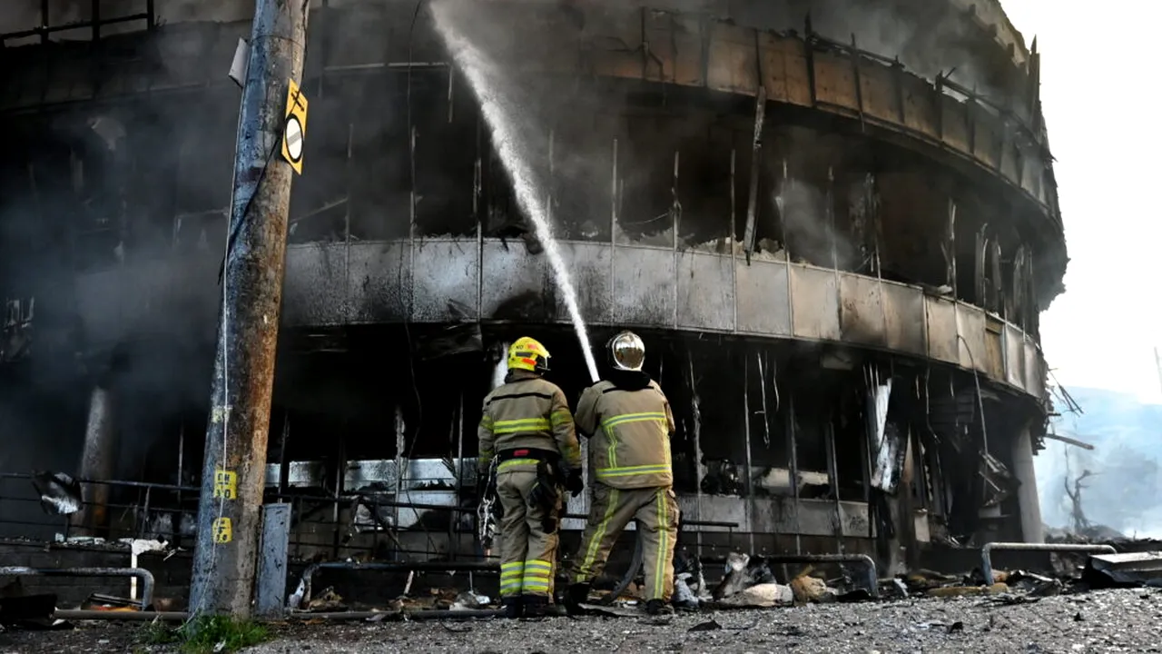 „UE nu pleacă nicăieri”. Diplomații europeni rămân în Kiev, deși Rusia amenință cu noi bombardamente