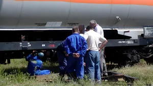 Intervenţie a pompierilor în Gara Saligny, unde existau scurgeri la un vagon încărcat cu propan