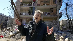 Mii de locuitori din Mariupol ar fi deportaţi forţat în Rusia, anunţă Consiliul municipal