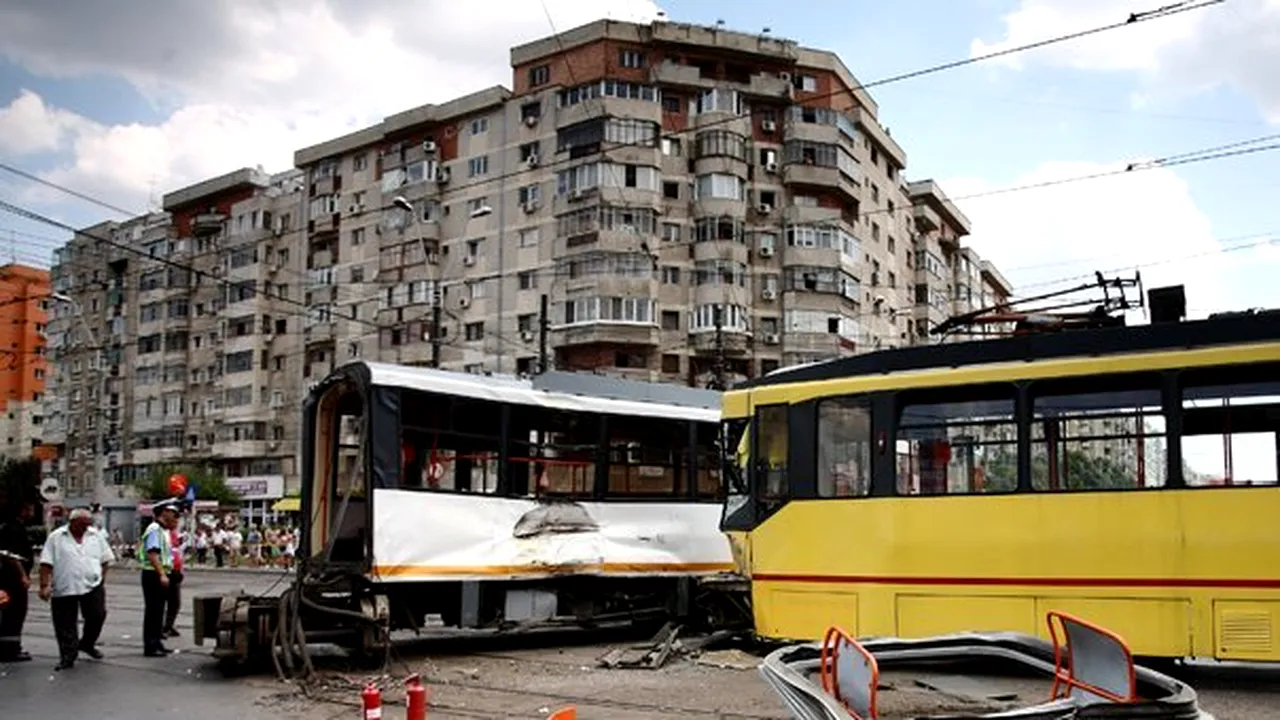 Concluzia Parchetului în cazul accidentului din Rahova: Tramvaiele s-au lovit ca urmare a faptului că macazul s-a schimbat brusc 