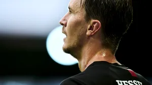 Fotbalistul Kristoffer Olsson începe să-şi revină după o afecţiune rară, care afectează creierul
