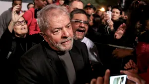 O instanţă judiciară din Brazilia a decis eliberarea fostului preşedinte Luiz Inacio Lula da Silva
