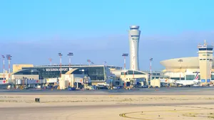 INCIDENT AVIATIC | Două avioane de pasageri au intrat în coliziune pe pista aeroportului din Tel Aviv. VIDEO