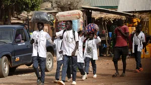 Peste 300 de elevi răpiţi din şcoală în urma unui atac terorist în Nigeria, au fost eliberaţi

