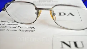 REFERENDUM 2012 - Votul în străinătate: Mai puţin de 75.000 de români au votat duminică