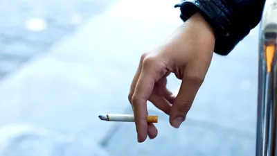 SĂNĂTATE Fumătorii știu că țigările provoacă cancer. Riscul despre care mulți nu știu