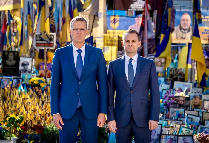 Membri ai Guvernului României, alături de poporul ucrainean de Ziua Independenței Ucrainei
