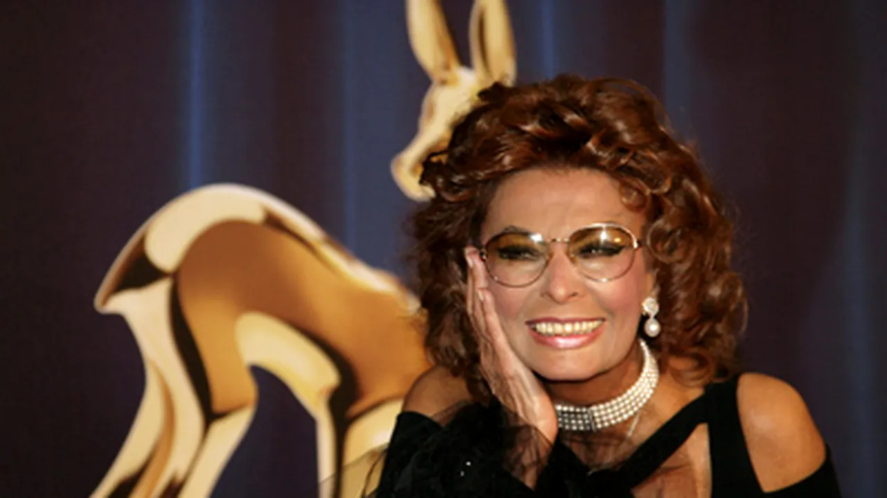 Sophia Loren va juca într-un film de televiziune autobiografic (Video)