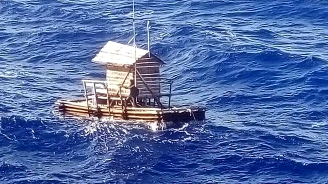 Un tânăr a reuşit să supravieţuiască pe mare timp de 49 de zile. Adolescentul nu era pregătit pentru o astfel de aventură