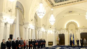 Noii miniştri ai Cabinetului Ponta III au depus jurământul la Palatul Cotroceni. Băsescu: 