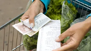 17 feluri în care magazinele ne fac să cheltuim mai mult. Care sunt cele mai frecvente strategii care influenţează cumpărătorii - FOTO