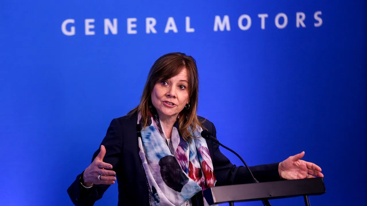 Femeile conduc, şi la propriu, şi la figurat. Cum ridică miza auto Mary Barra, CEO-ul General Motors Co