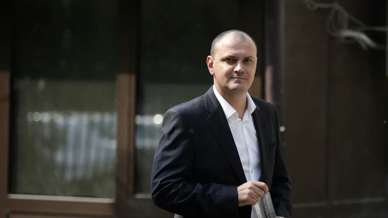 Avocat: Sebastian Ghiţă îşi doreşte să participe la proces, prin videoconferinţă sau să fie adus în România