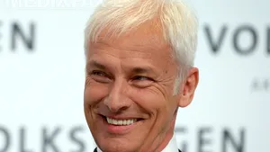 Şeful VW pleacă în China cu Merkel, pe fondul scandalului emisiilor