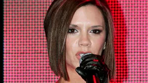 Victoria Beckham dă în judecată o companie producătoare de jeans